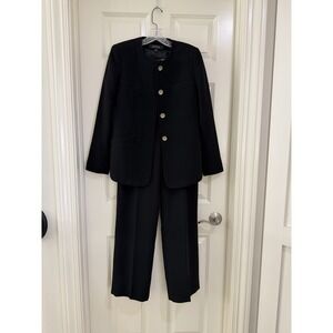 kasper women 2- piece pants suits size 4